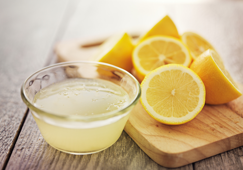 Bathroom Disinfection: Vinegar Methods
